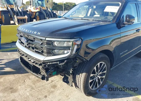 2025 Ford Expedition Platinum z USA, uszkodzony, nr VIN 1FMJU1M82SEA35154